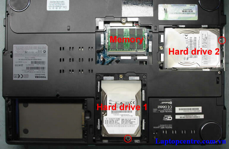 Laptop có 2 vị trí lắp ổ cứng SSD