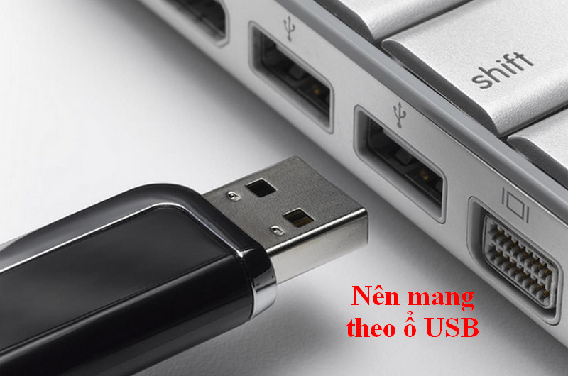 Mang theo ổ USB