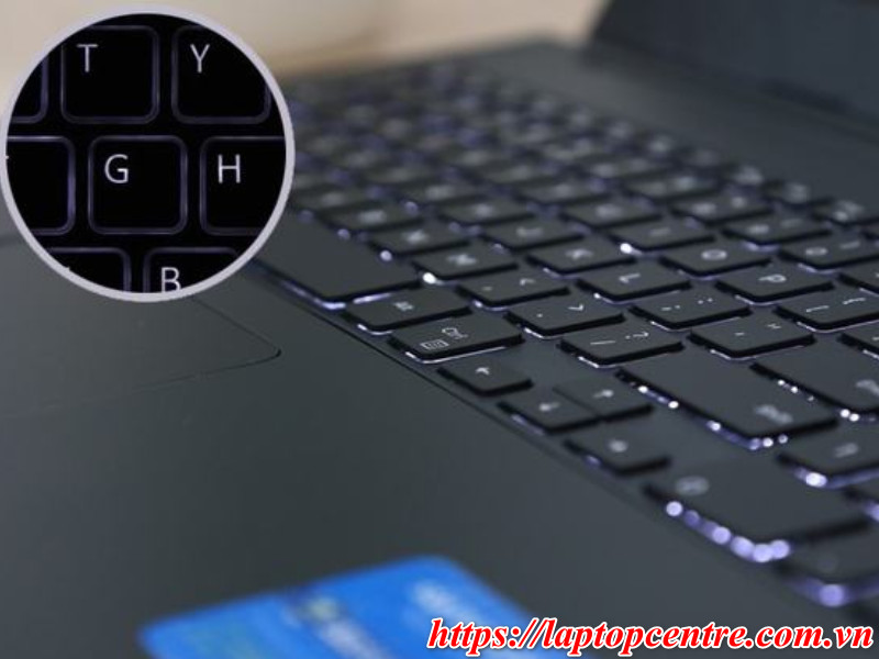 Thay bàn phím Laptop có đèn led cần lưu ý điều gì?