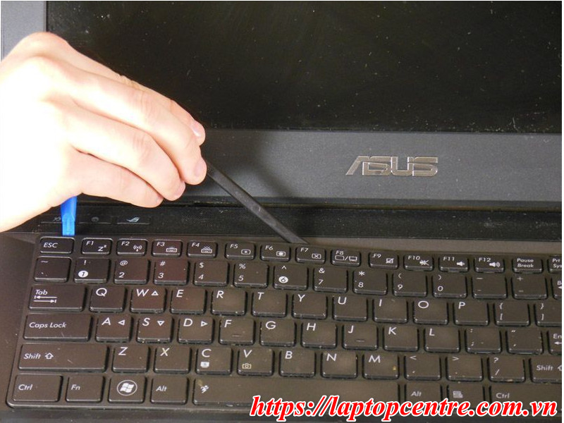 Trước khi trước khi Thay bàn phím Laptop Asus Mini nên làm gì?