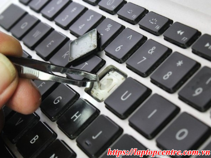 Hãy thử khắc phục bàn phím trước khi quyết định thay bàn phím Laptop mới