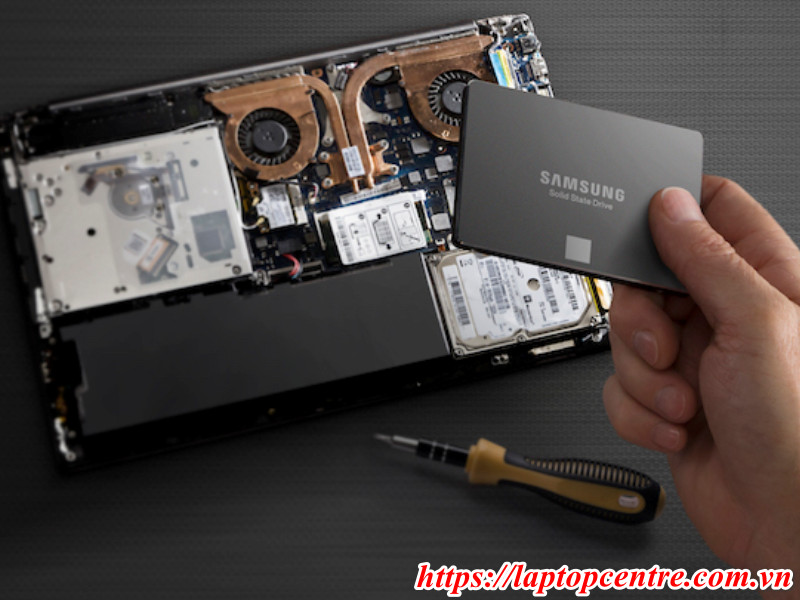 Trước khi nâng cấp ổ SSD cho Laptop cần kiểm tra cấu hình Laptop cũng như xác định nhu cầu sử dụng của bạn