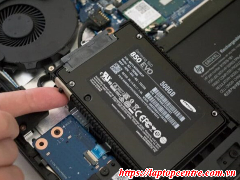 Nên nâng cấp ổ cứng SSD Laptop tại các đơn vị sửa chữa uy tín nhất