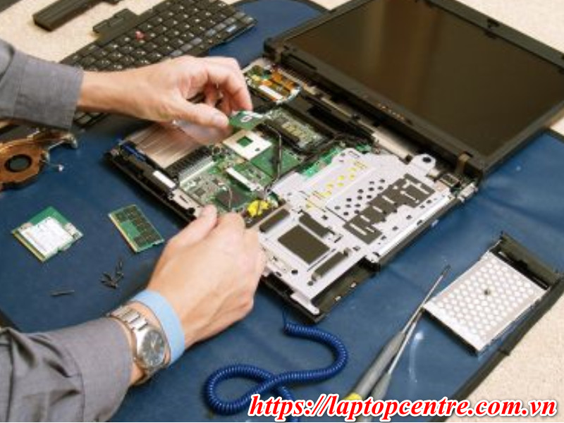 Nên nâng cấp ổ cứng SSD cho Laptop Dell tại các đơn vị sửa chữa uy tín