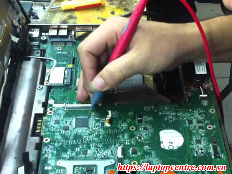 Có rất nhiều nguyên nhân làm cho chipset bị hỏng trong đó có trình trạng quá nhiệt của thiết bị trong quá trình dùng
