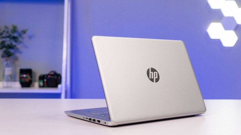 Máy tính HP được đông đảo người dùng đi làm hoặc học tập