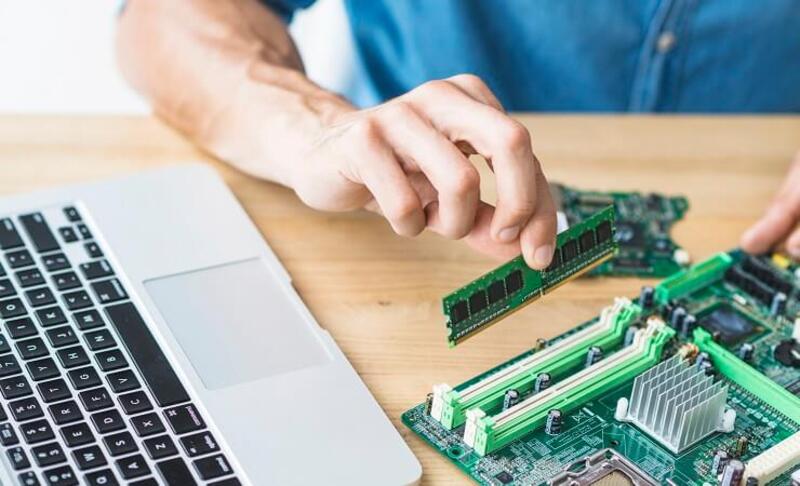 Một số đơn vị có hỗ trợ sửa chữa máy tính ban đêm để đáp ứng nhu cầu khách hàng